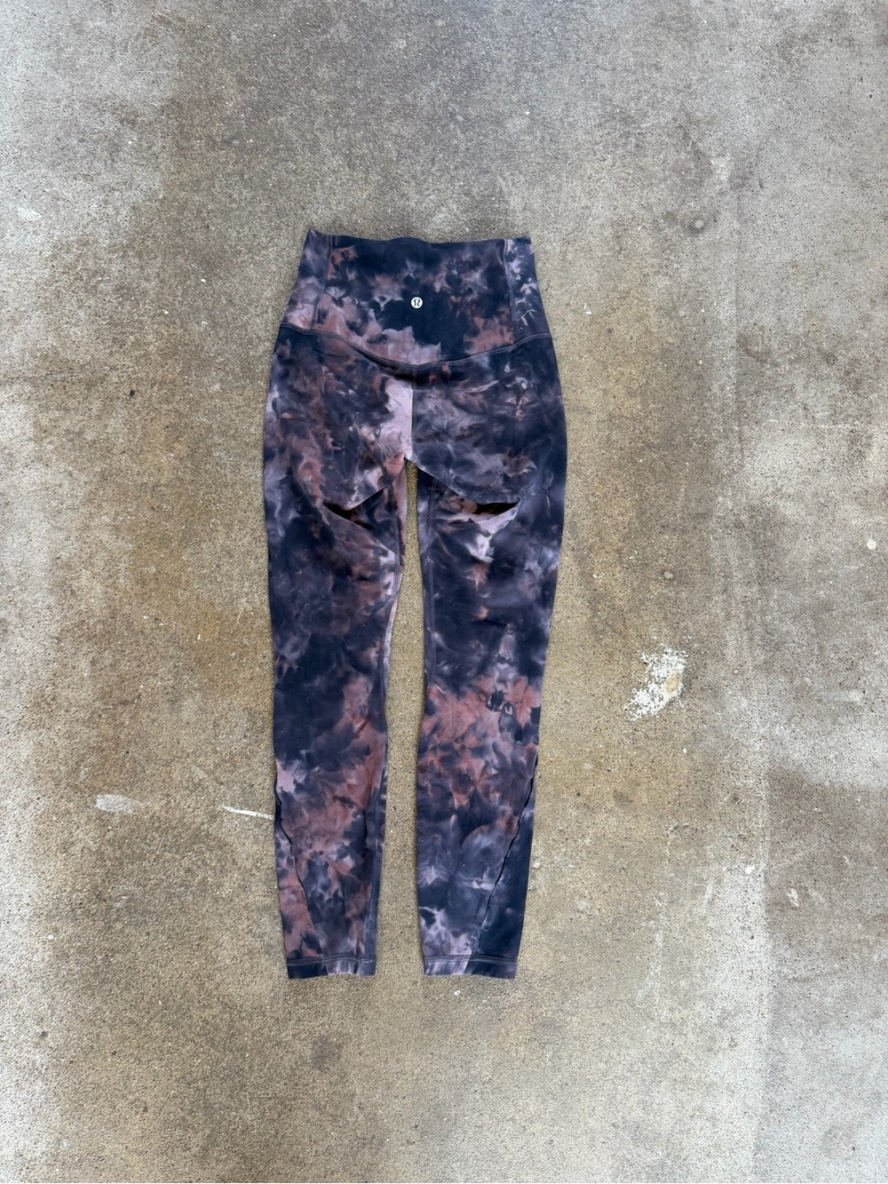 Lululemon Unlimit High Rise Tight 25" Keyhole in Diamond Dye Grey Pink Size 4 - Picture 7 of 11
